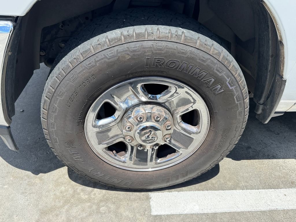 Used 2021 RAM 2500 Tradesman w/ Chrome Appearance Group RWD image 7