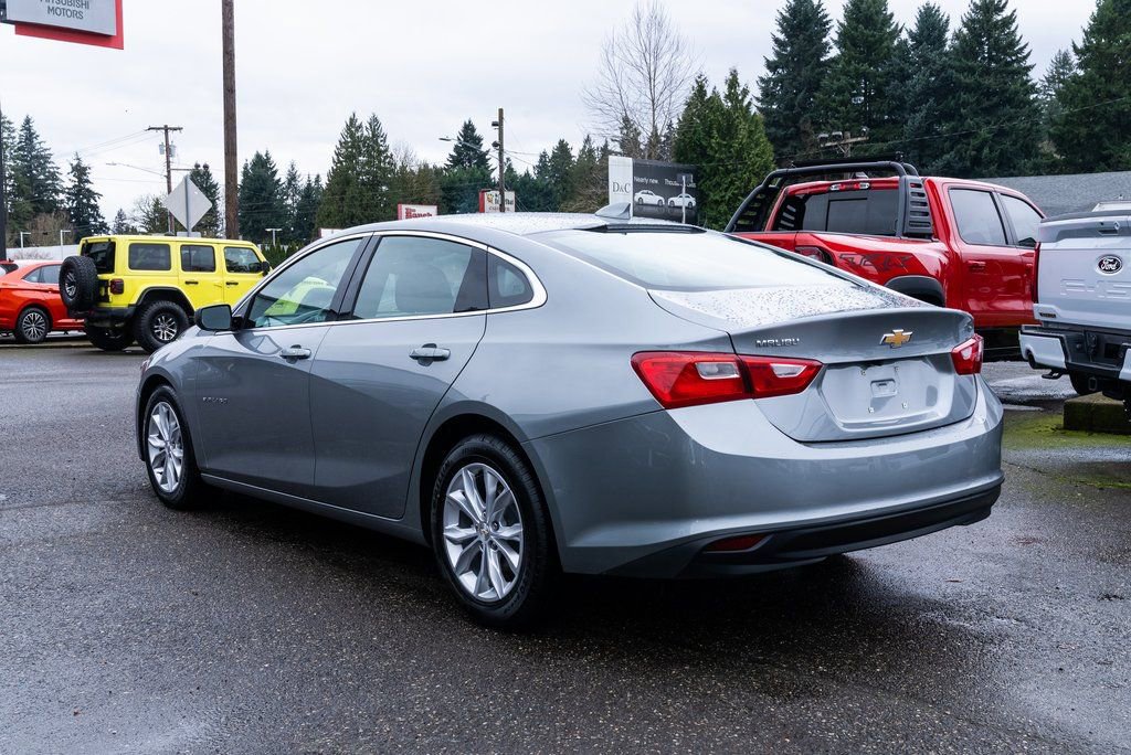 Used 2023 Chevrolet Malibu LT FWD image 4