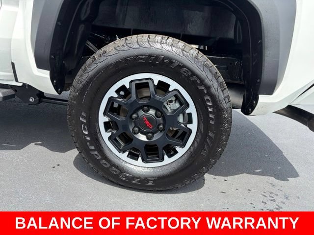 Used 2025 Toyota Tacoma TRD Off-Road w/ TRD Off Road Upgrade Package AWD/4WD image 10