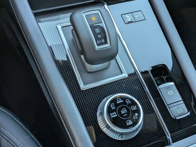 New 2025 Mitsubishi Outlander SEL Black Edition image 24