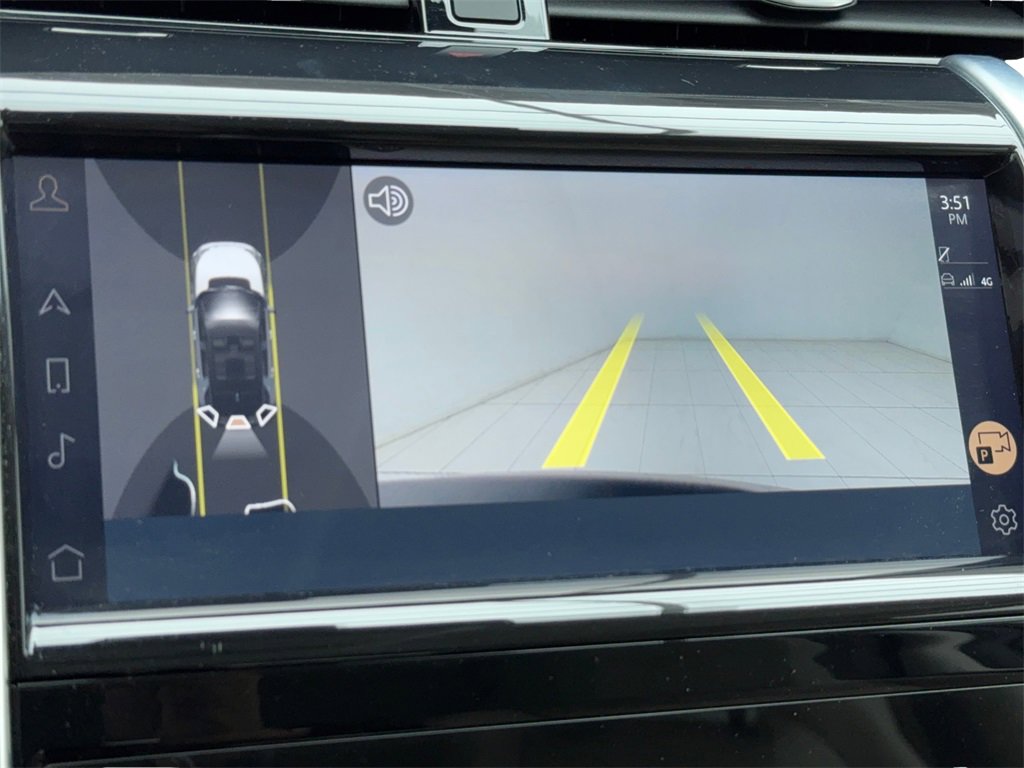 Used 2023 Land Rover Discovery Sport SE image 30