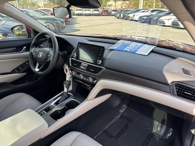 Used 2018 Honda Accord EX image 18
