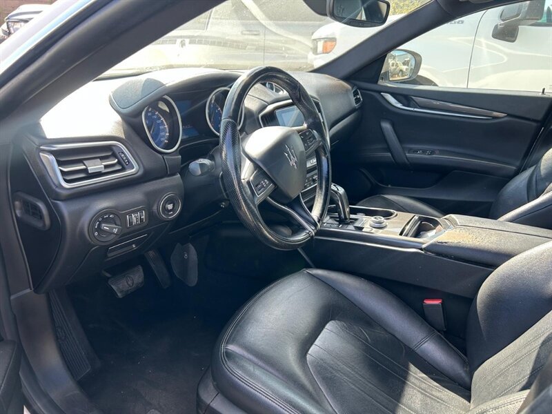 Used 2020 Maserati Ghibli RWD image 22