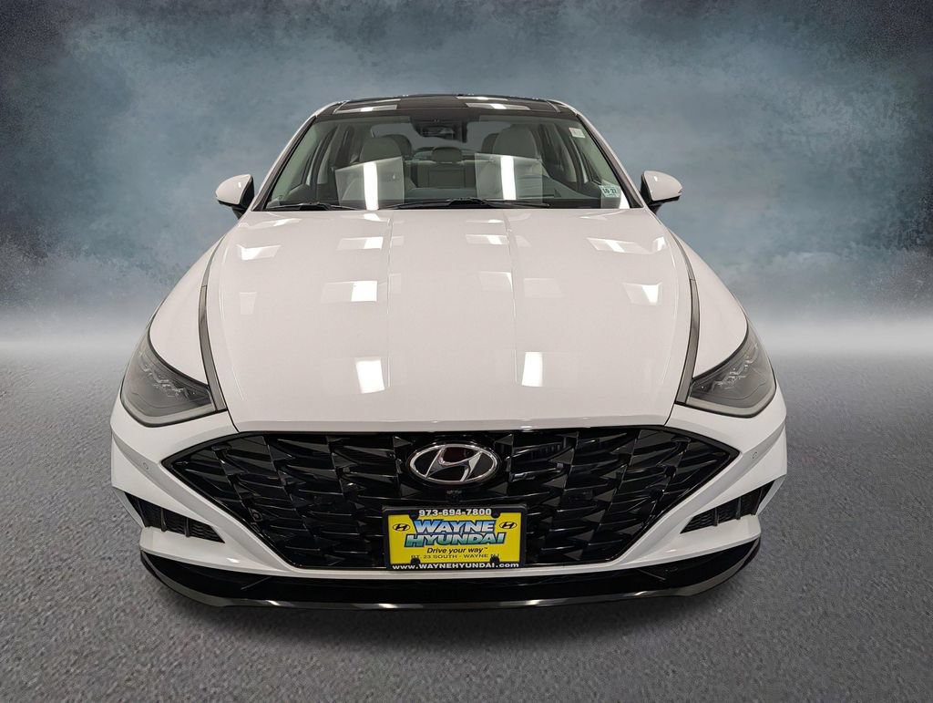 Used 2023 Hyundai Sonata Limited FWD image 2