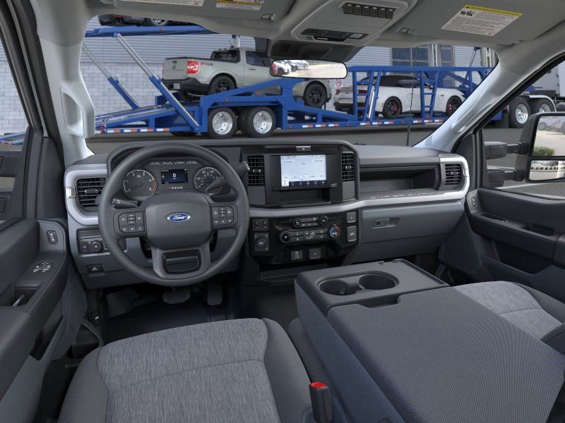 New 2026 Ford F550 4x4 Regular Cab Super Duty image 9