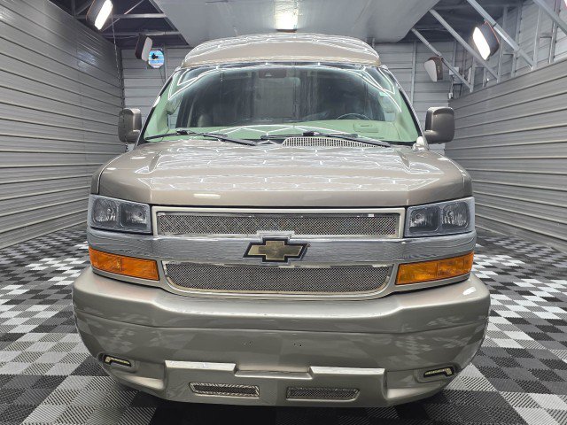 Used 2020 Chevrolet Express 2500 w/ Enhanced Convenience Package RWD image 4