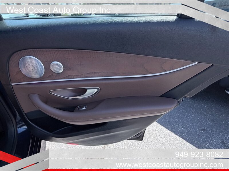 Used 2017 Mercedes-Benz E 300 image 18