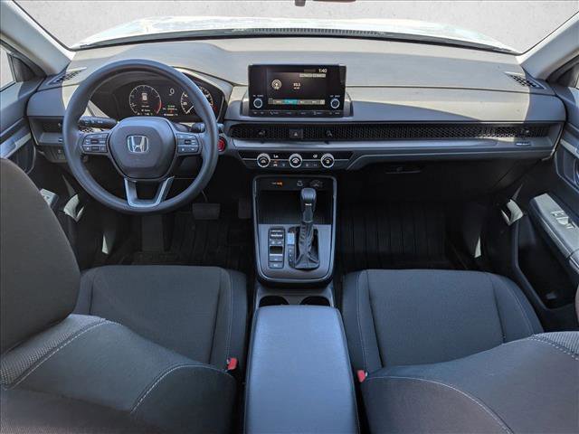 Used 2025 Honda CR-V LX image 18