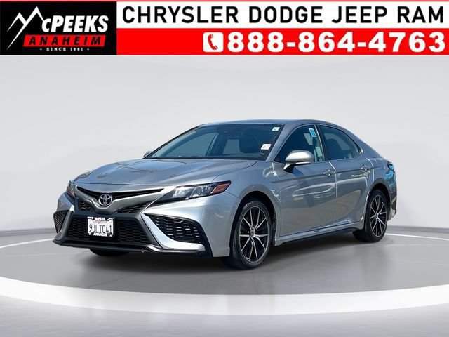 Used 2024 Toyota Camry SE w/ Convenience Package