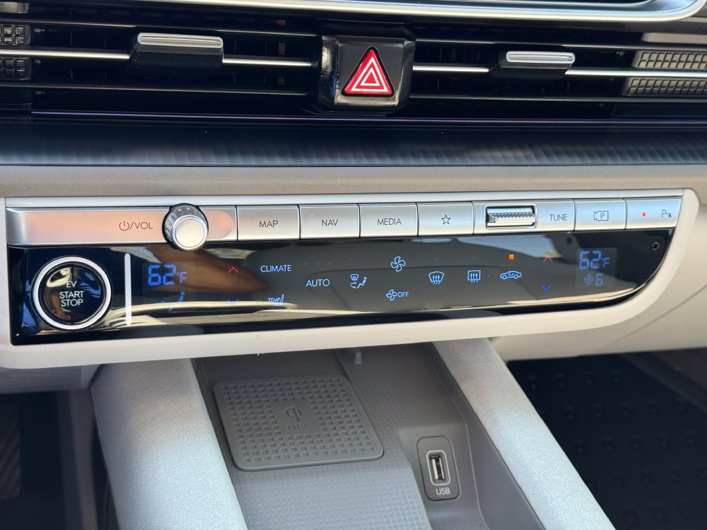 Certified 2023 Hyundai Ioniq 6 SEL RWD image 23