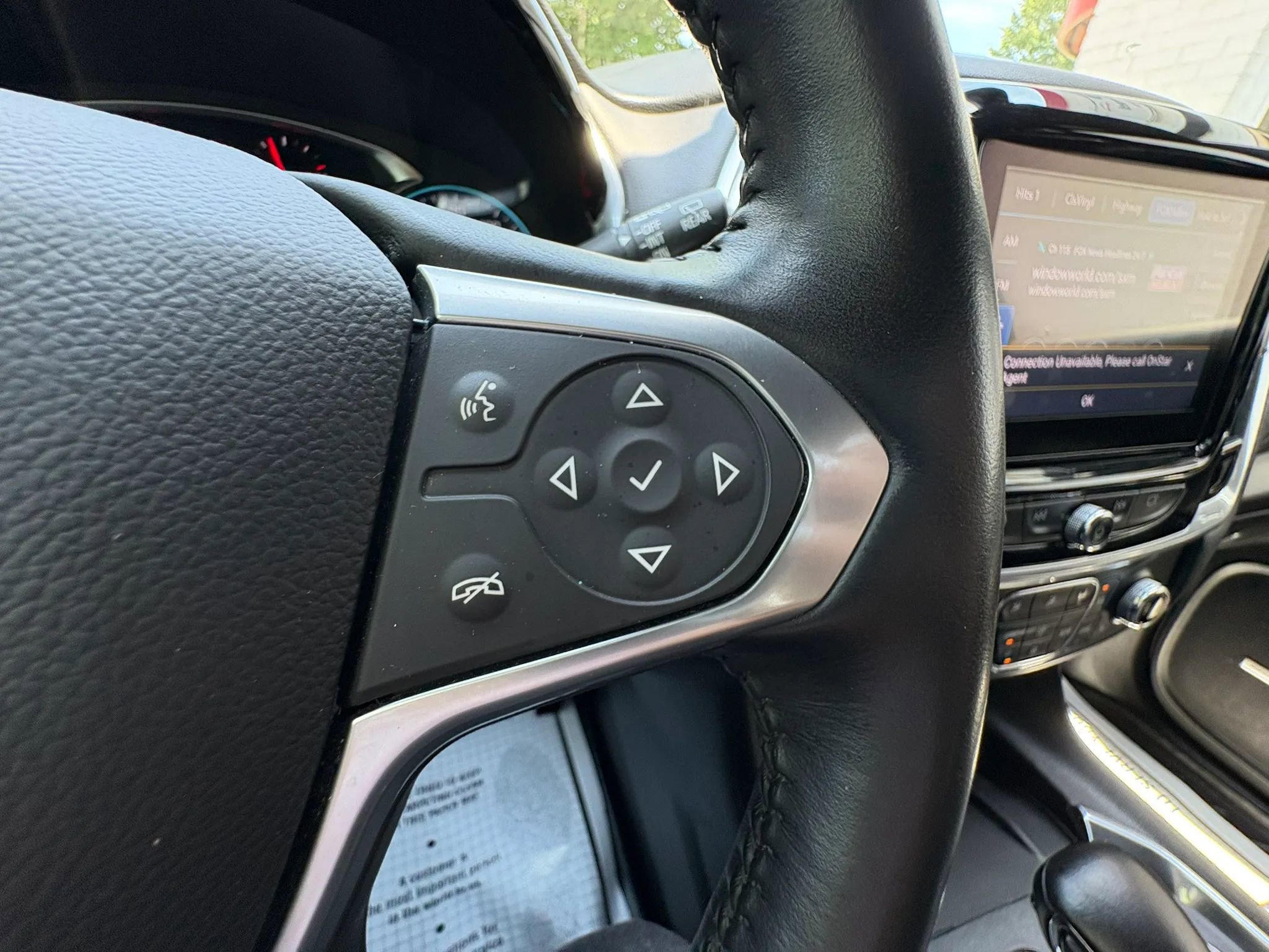 Used 2022 Chevrolet Traverse RS w/ LPO, 'HIT The Road' Package FWD image 39