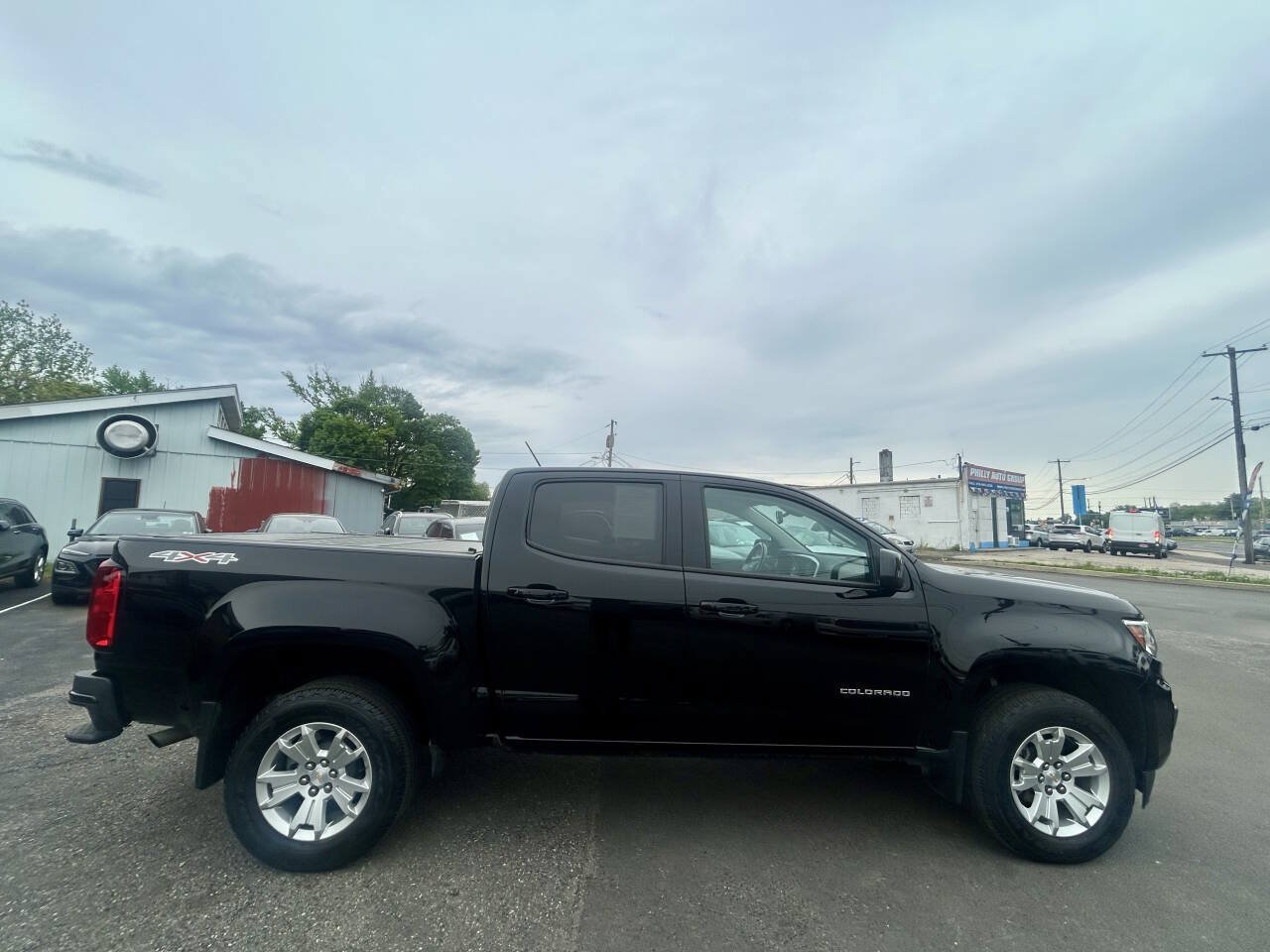 Used 2022 Chevrolet Colorado LT w/ LT Convenience Package AWD/4WD image 7