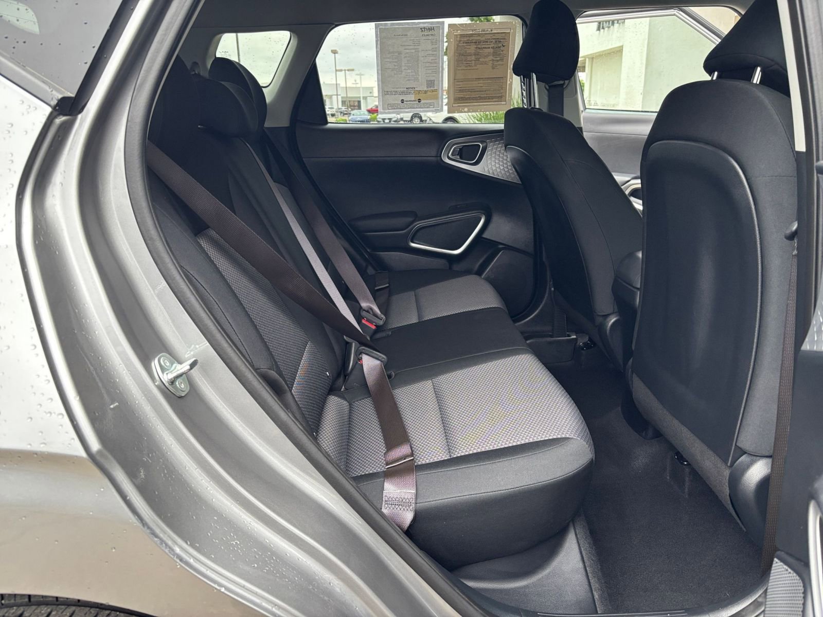 Used 2025 Kia Soul LX w/ LX Technology Package FWD image 25