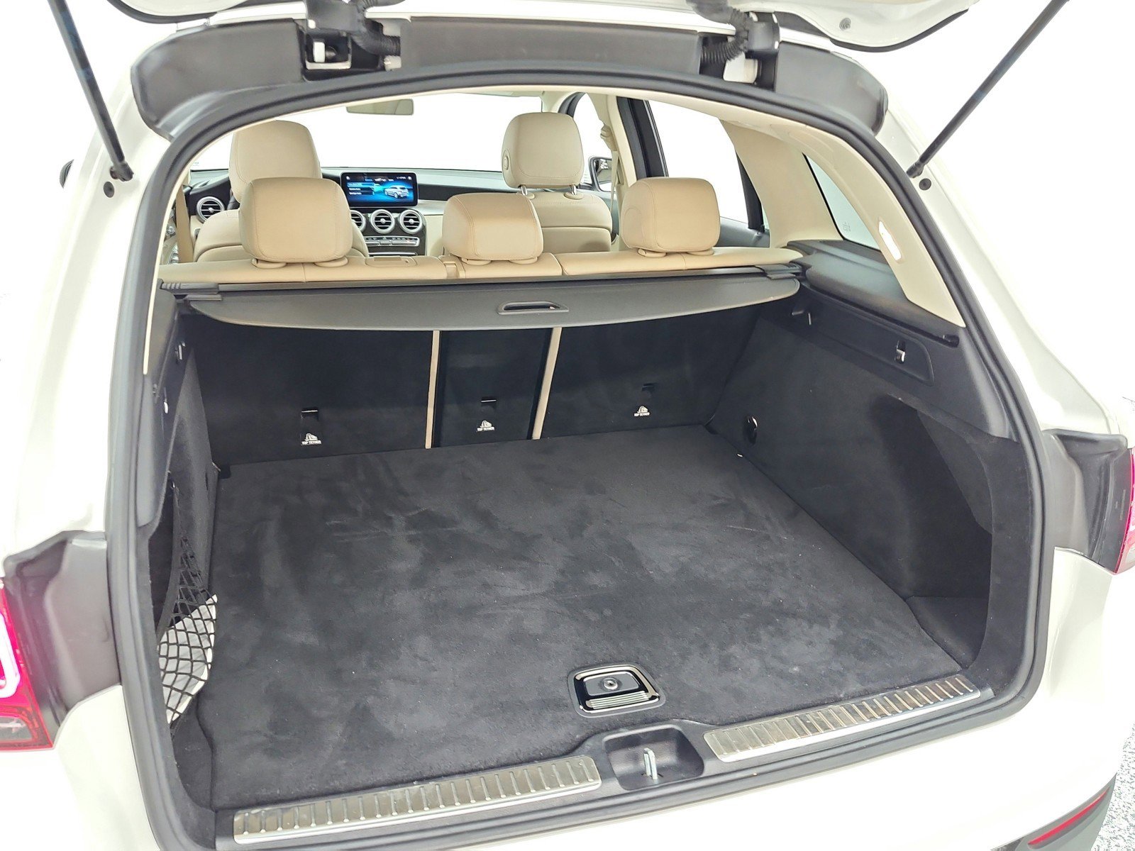 Used 2020 Mercedes-Benz GLC 300 4MATIC image 21