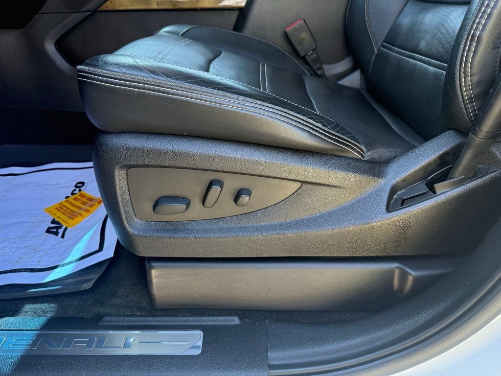 Used 2016 GMC Yukon Denali w/ Open Road Package image 33