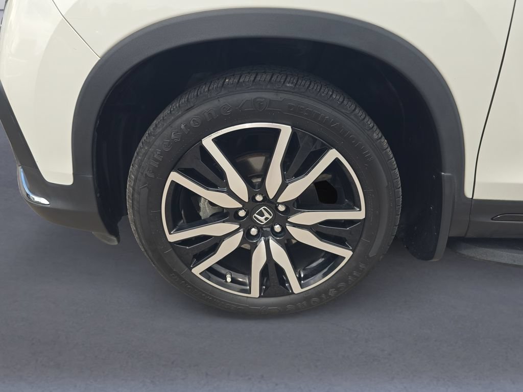 Used 2021 Honda Pilot Touring image 11