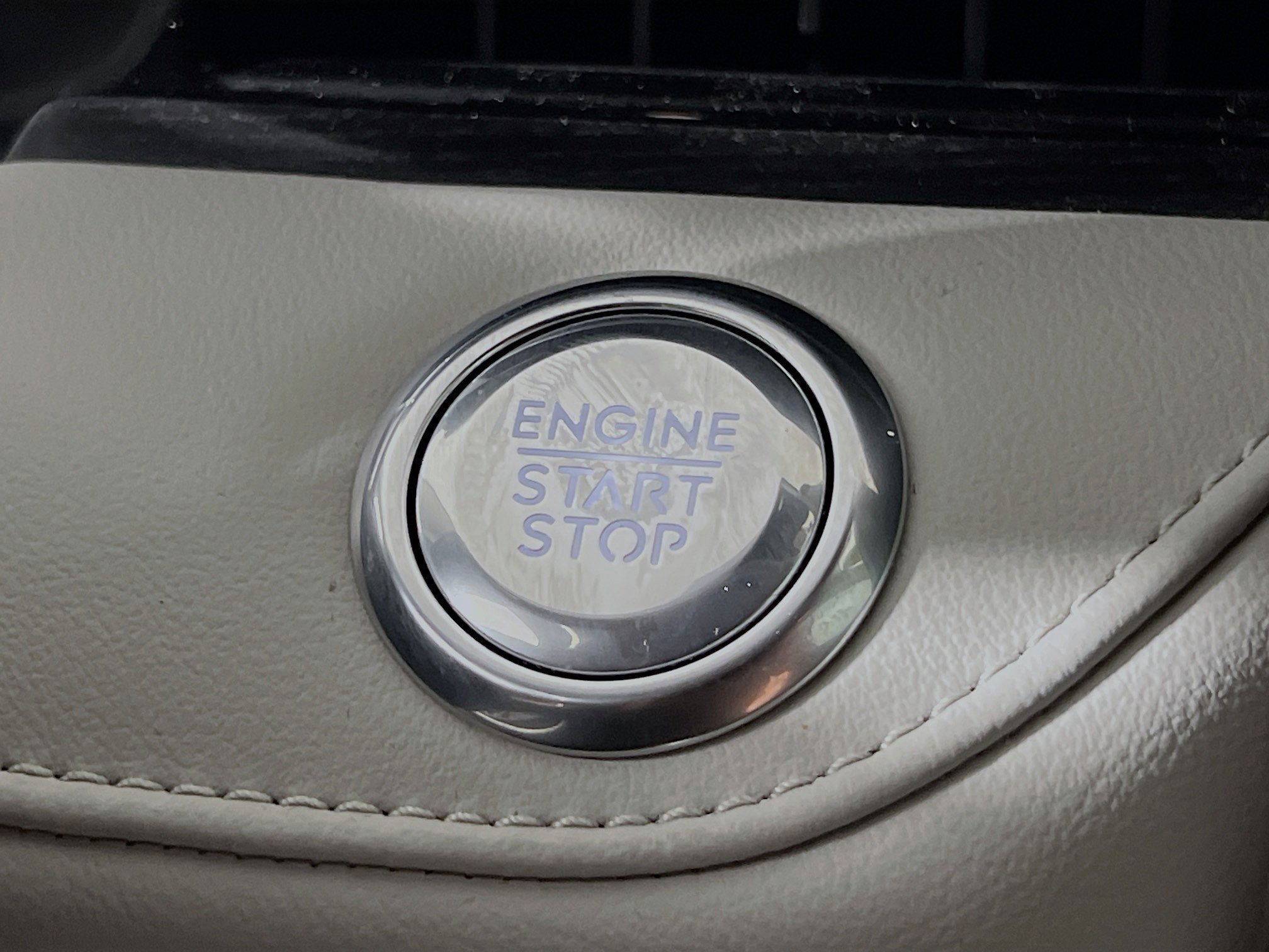 Used 2025 Lincoln Nautilus Reserve AWD/4WD image 23