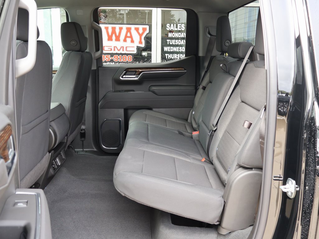 New 2026 GMC Sierra 1500 Elevation image 27