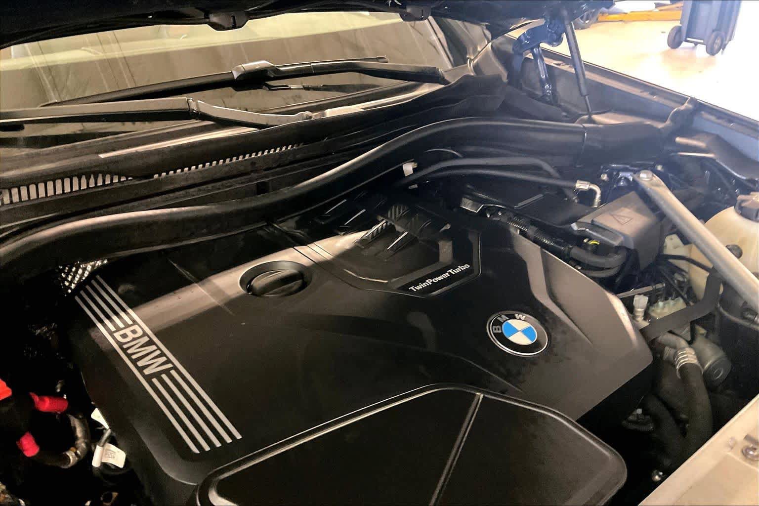 Certified 2024 BMW X3 sDrive30i w/ Convenience Package RWD image 29
