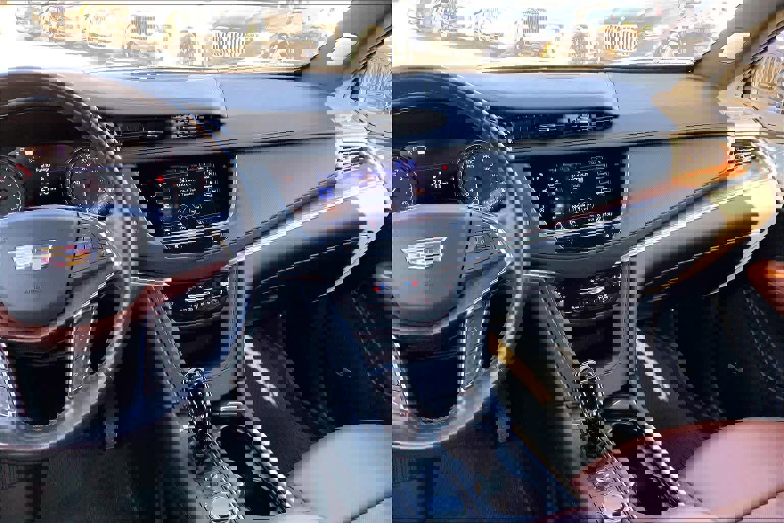 Used 2023 Cadillac XT5 Premium Luxury w/ Technology Package image 8