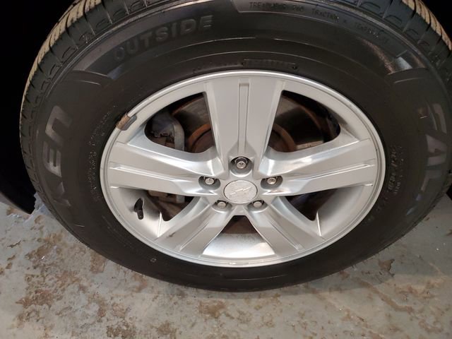 Used 2017 Chevrolet Trax LT w/ LT Convenience Package image 28