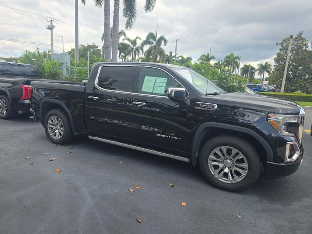 Used 2019 GMC Sierra 1500 Denali w/ Driver Alert Package II AWD/4WD image 3