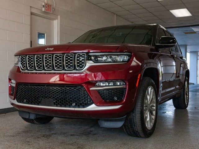 Certified 2024 Jeep Grand Cherokee Summit w/ Adv Protech Group IV image 25