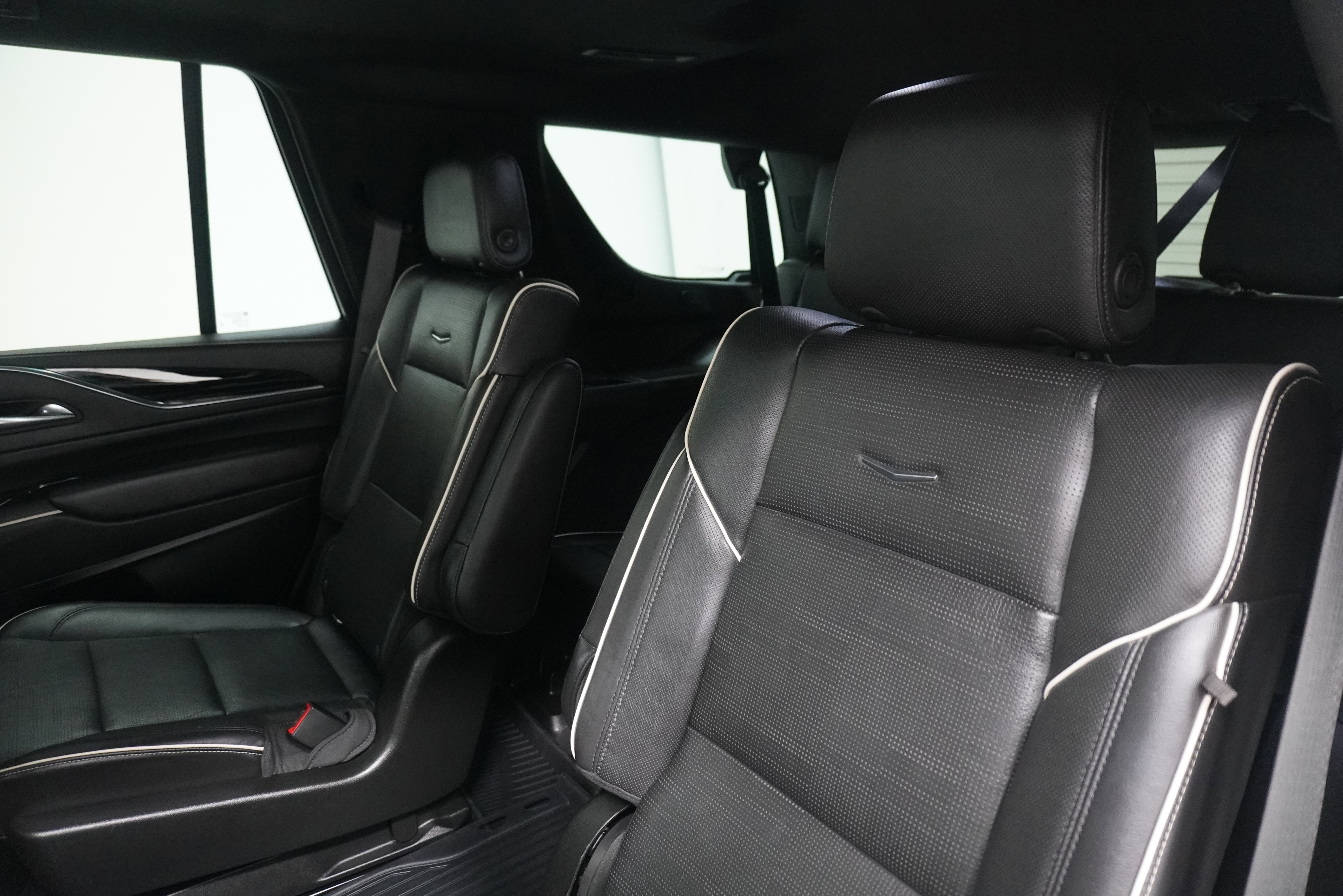 Used 2021 Cadillac Escalade Sport w/ Driver Assist Tech Package RWD image 13