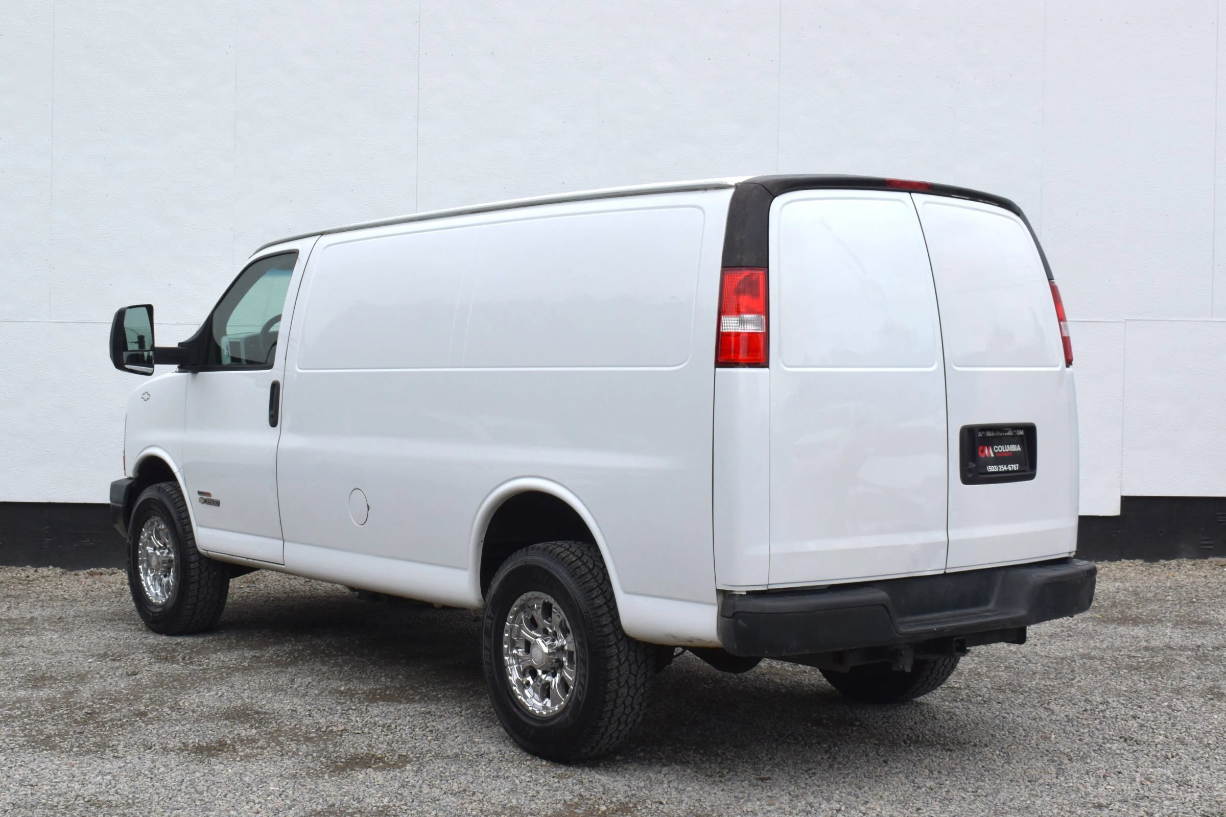 Used 2006 Chevrolet Express 3500 RWD image 36