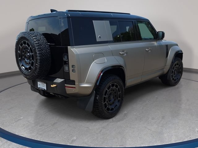New 2026 Land Rover Defender 110 OCTA AWD/4WD image 5