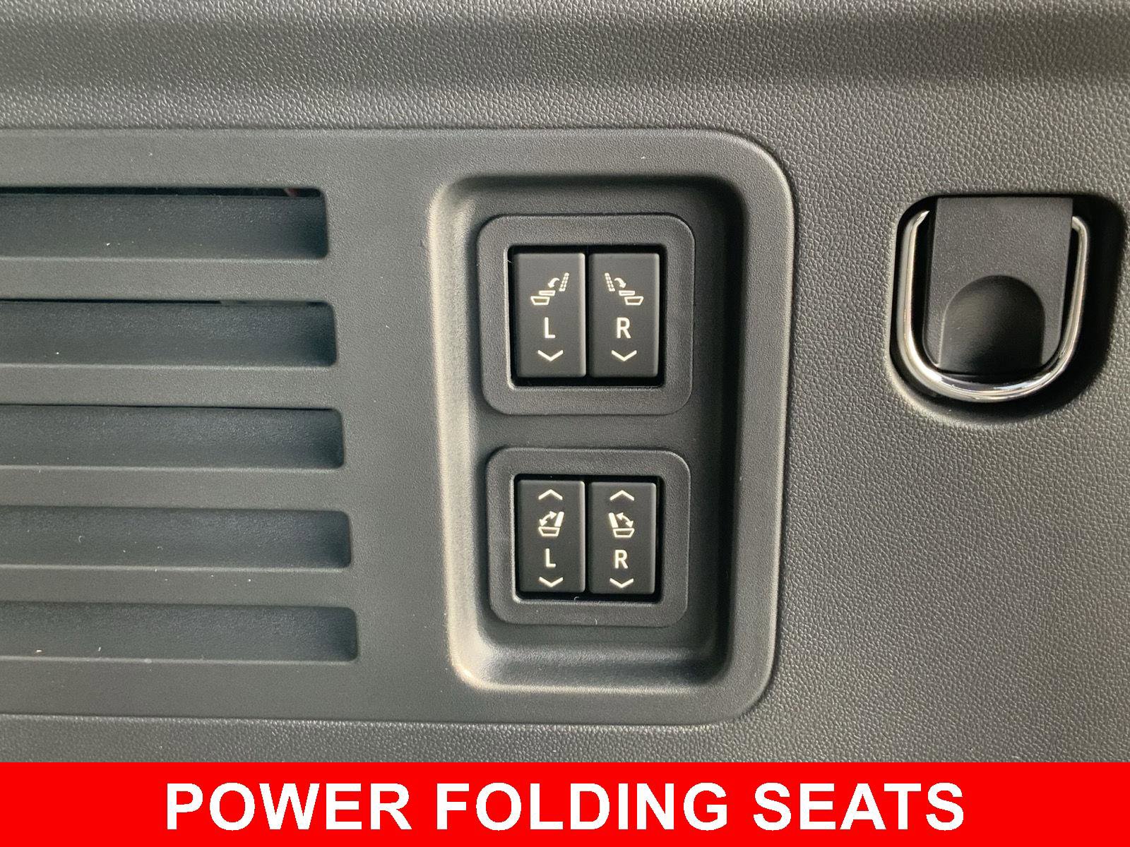 New 2026 Chevrolet Traverse RS w/ LPO, Floor Liner Package image 15