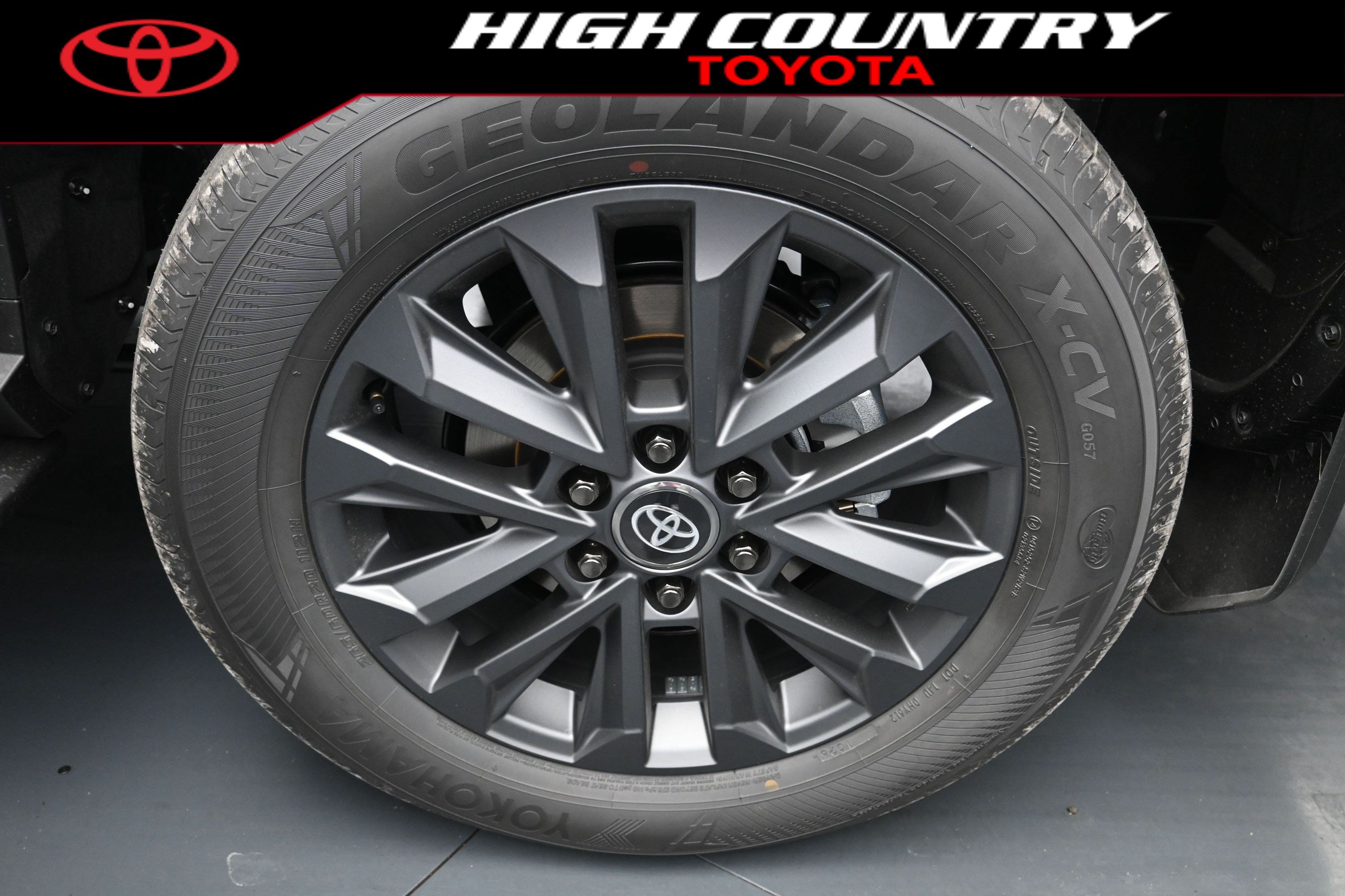 New 2027 Toyota Land Cruiser w/ Premium Package AWD/4WD image 26