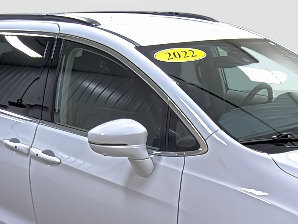 Used 2022 Chrysler Pacifica Touring-L w/ Uconnect Theater Family Group FWD image 15