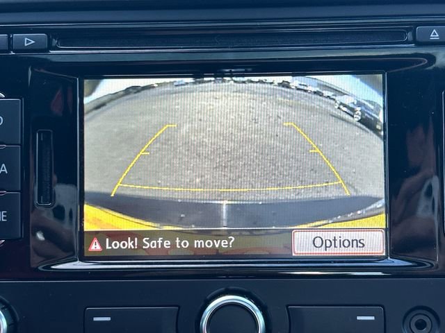 Used 2014 Volkswagen Jetta GLI Autobahn image 25