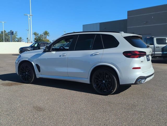 Used 2026 BMW X5 sDrive40i w/ M Sport Package RWD image 8