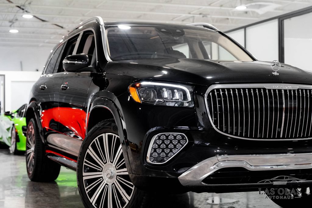 Used 2026 Mercedes-Benz Maybach GLS 600 4MATIC image 17