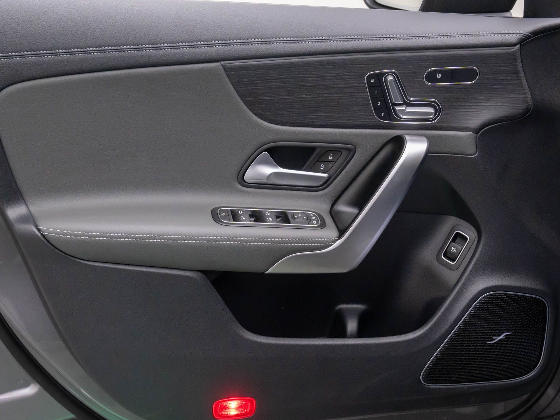 Used 2025 Mercedes-Benz CLA 35 AMG 4MATIC image 15