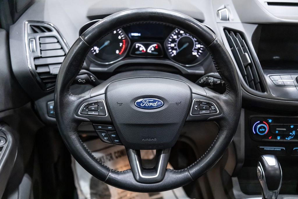 Used 2018 Ford Escape SEL image 15