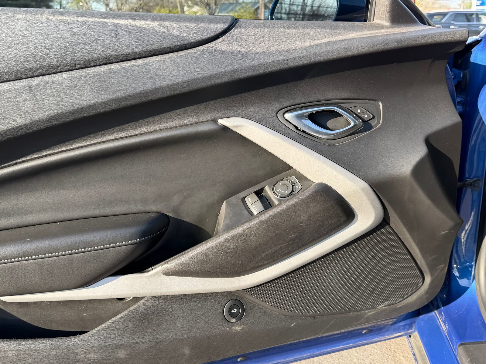 Used 2021 Chevrolet Camaro LT RWD image 19
