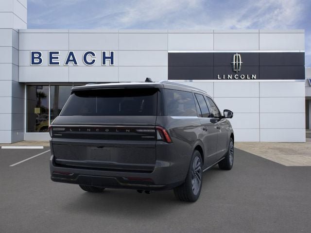 New 2025 Lincoln Navigator L Reserve AWD/4WD image 8
