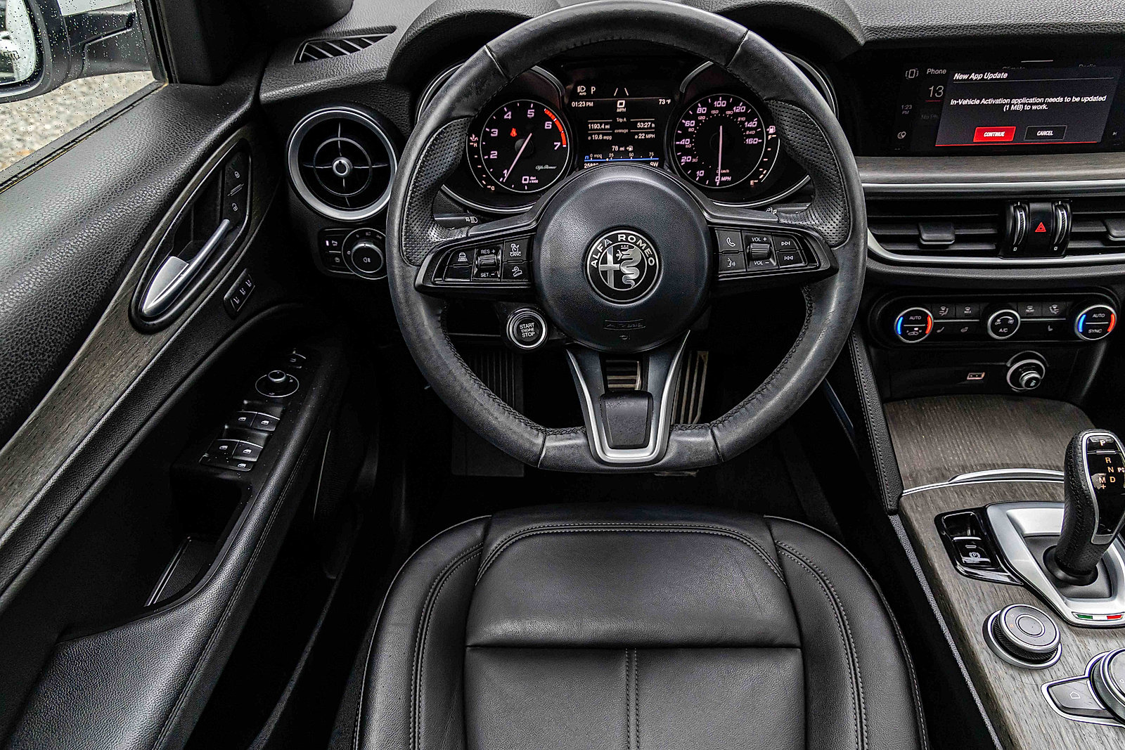 Used 2022 Alfa Romeo Stelvio Ti image 18