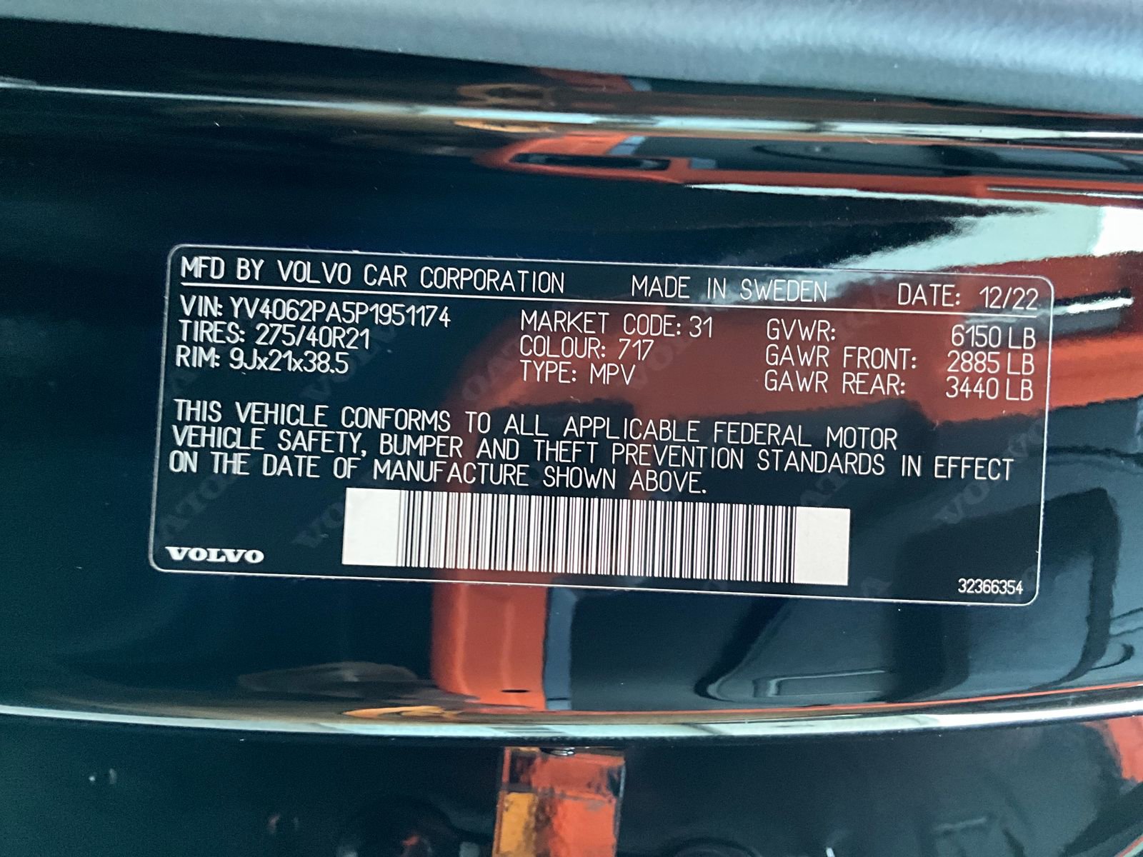 Certified 2023 Volvo XC90 B6 Ultimate w/ Protection Package Premier image 35