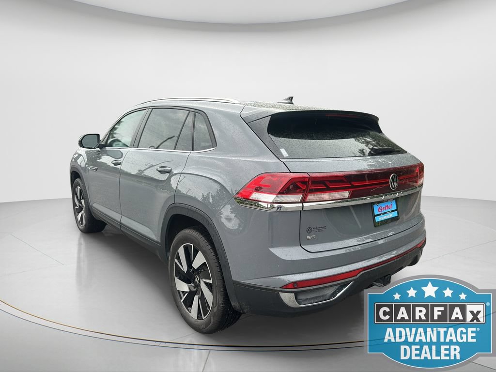 Certified 2026 Volkswagen Atlas Cross Sport SE FWD image 7