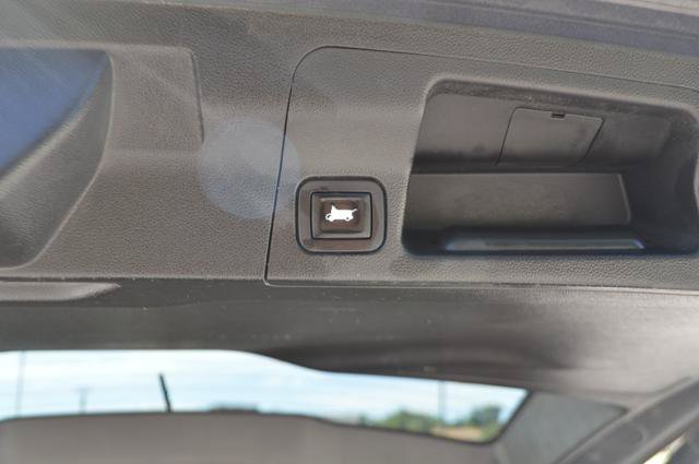 Used 2017 GMC Acadia SLE w/ Driver Alert Package I FWD image 23