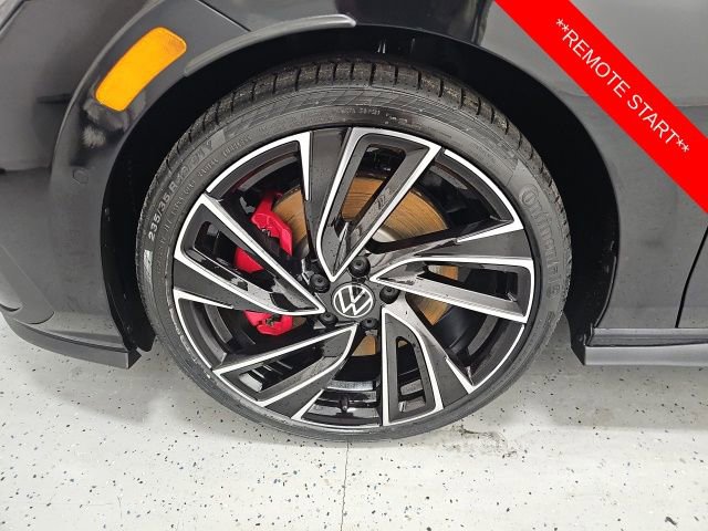 Used 2023 Volkswagen GTI Autobahn FWD image 9