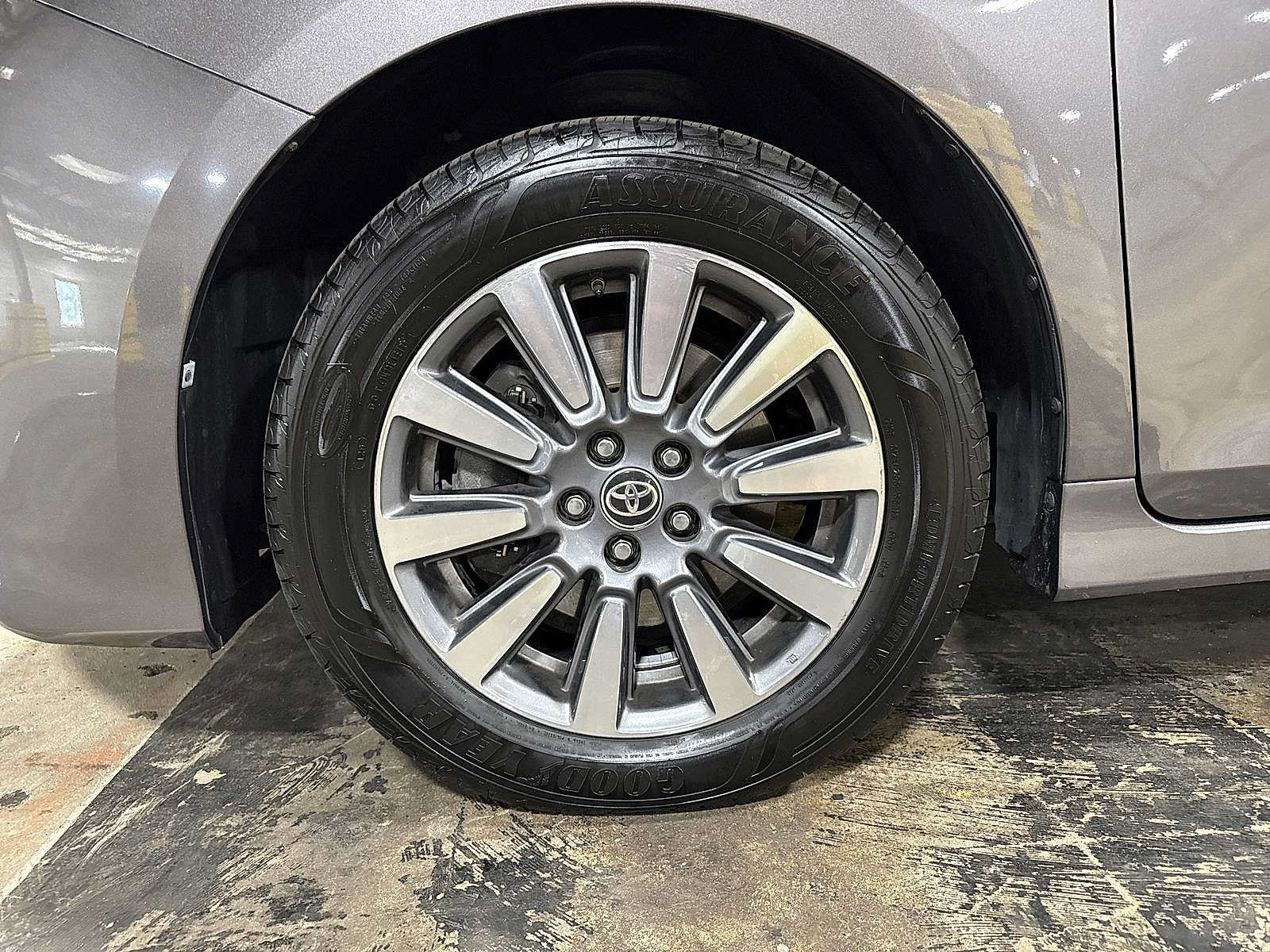 Used 2020 Toyota Sienna LE w/ LE Preferred Package AWD/4WD image 10