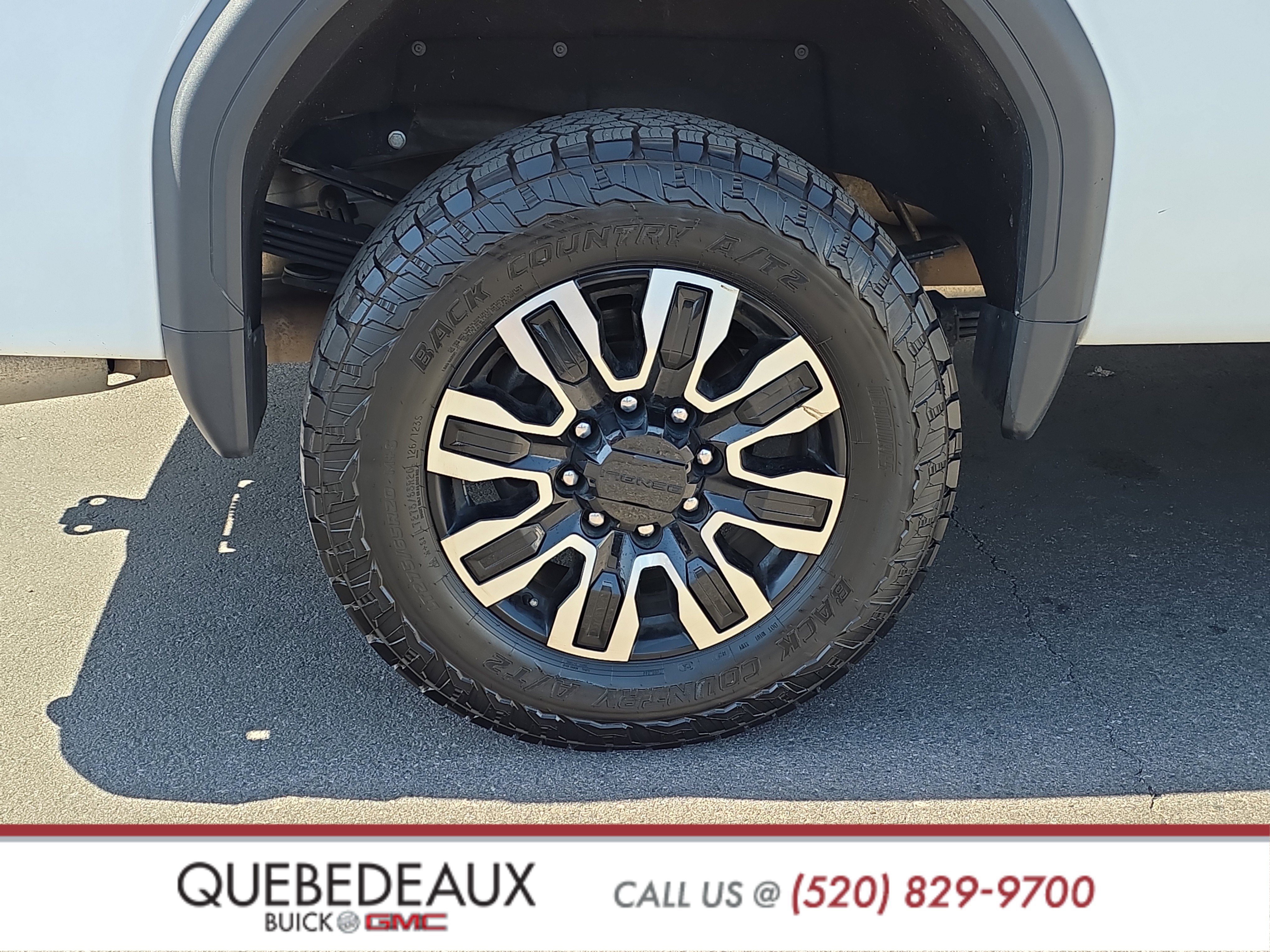 Used 2024 GMC Sierra 3500 Denali Ultimate AWD/4WD image 8