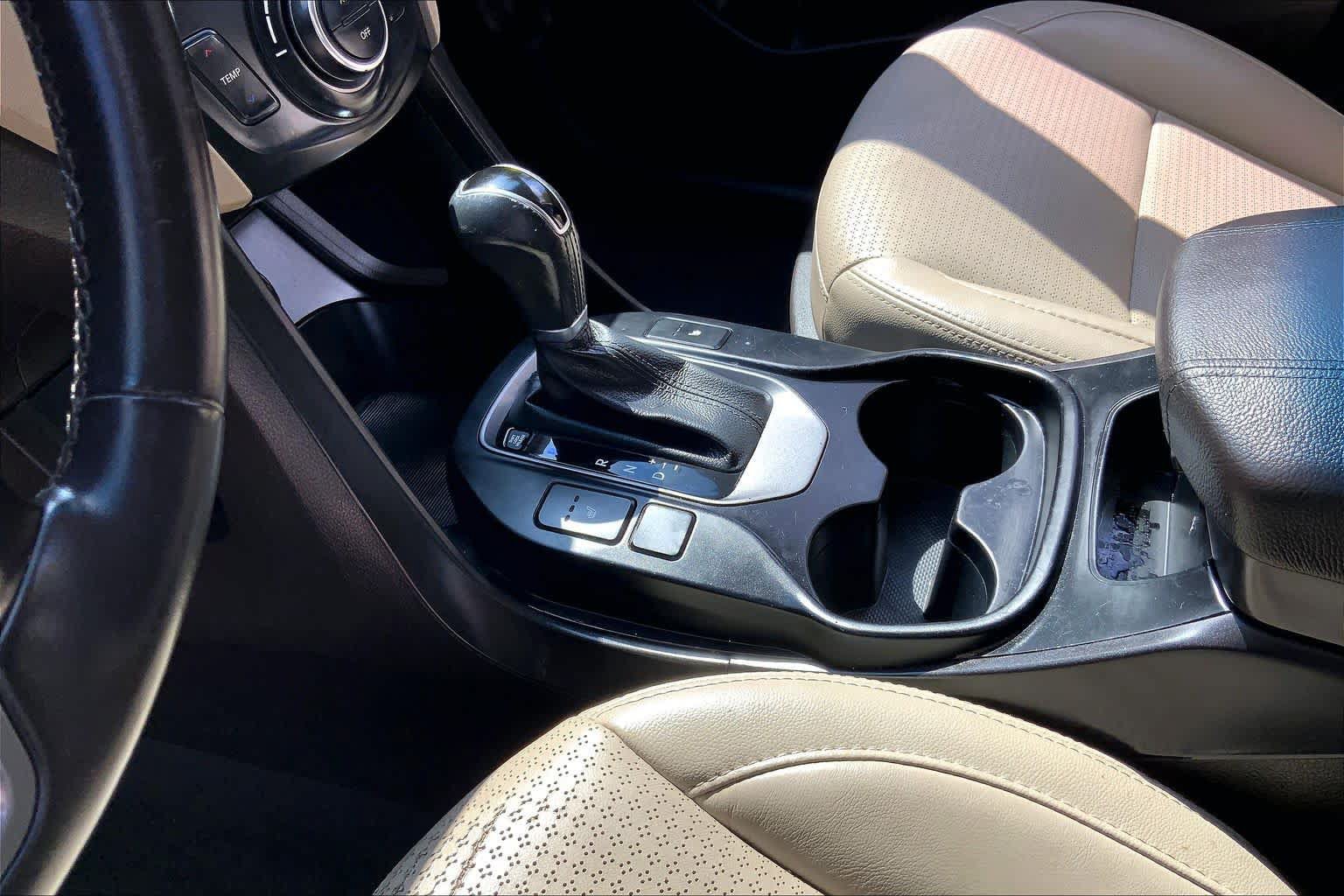 Used 2014 Hyundai Santa Fe Sport w/ Premium Equipment Package 03 FWD image 17