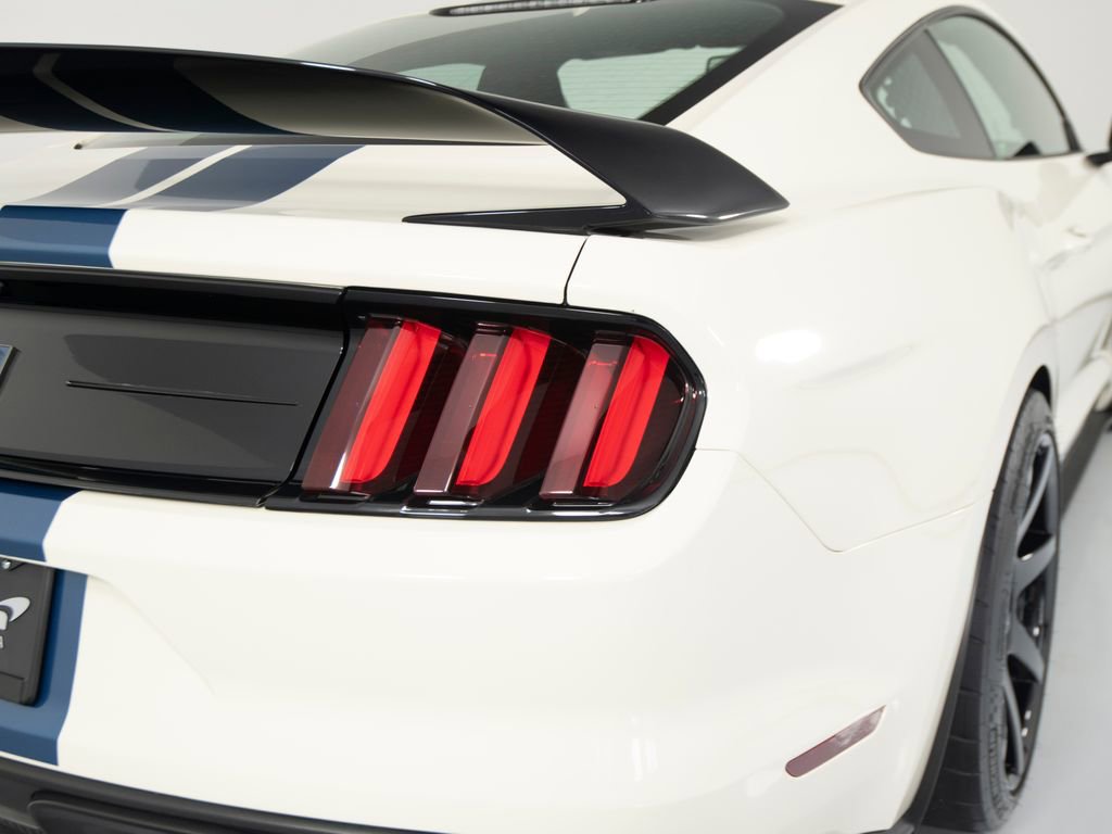 Used 2020 Ford Mustang Shelby GT350R w/ GT350R Equipment Group 920A RWD image 47