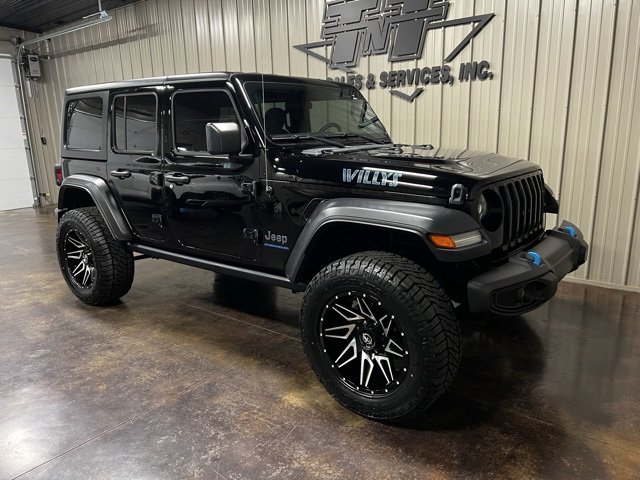 Used 2023 Jeep Wrangler Unlimited w/ Cold Weather Group image 6
